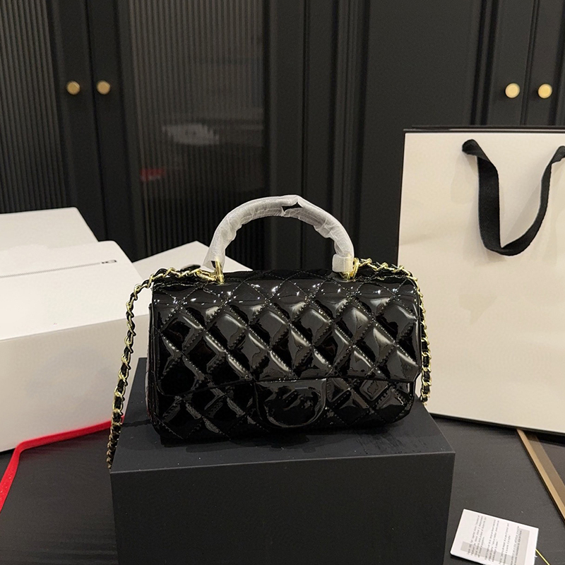 Designer Hand Bags 2025 Women's Diamond Lattice Soft Shoulder Bag High Quality Leather Classic Chain Cf Hasp Belts Handle Women's Totes Handle Bag