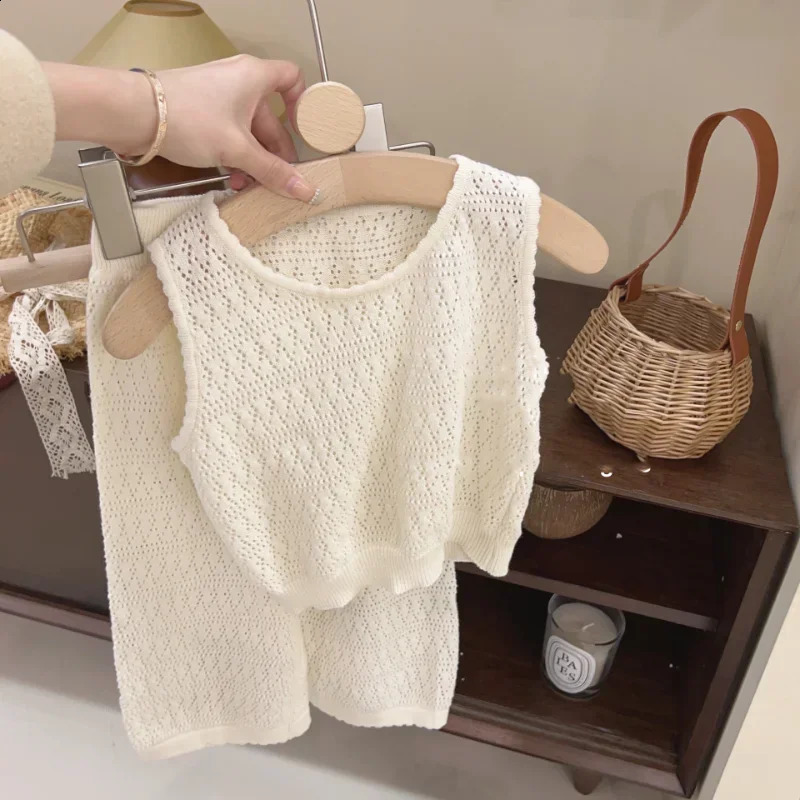 Girls Clothing Sets Summer Korean Thin Knitted Girl Set Children Hollow Breathable Vest Wide Leg Pants Two-piece Suit 250319