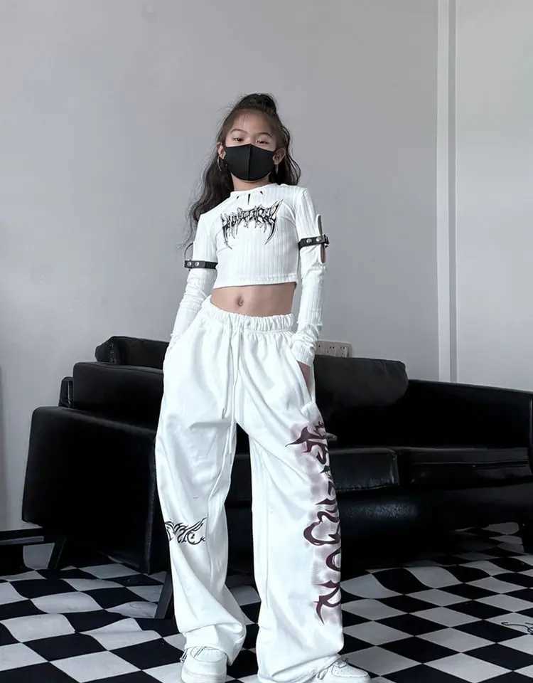 Hip hop 2025 summer spring youth track and field clothing for girls 1 crop top letter T-shirt or 1 long leg wide pants for children aged 8 10 and 12T2