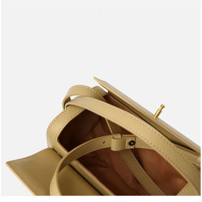 Popular Women Handbag Glossy Smooth Oil Wax Cowhide Leather Flap Shoulder Bag Small High-End Ladies Dating Purse