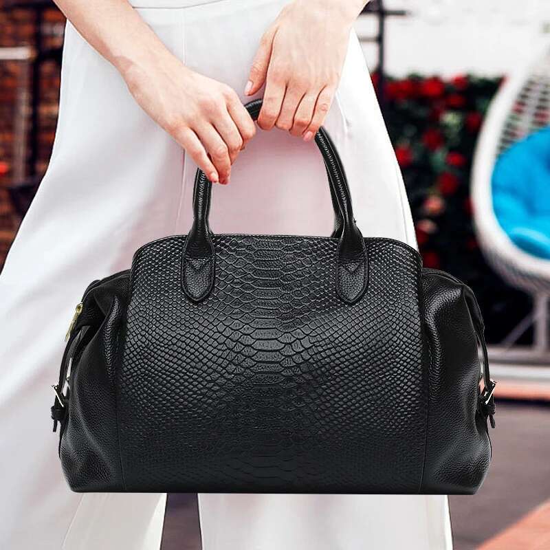 Aidrani Light Genuine Leather Bag With Crocodile Pattern Large Capacity Women's Handbag Black Commuter Multi Func