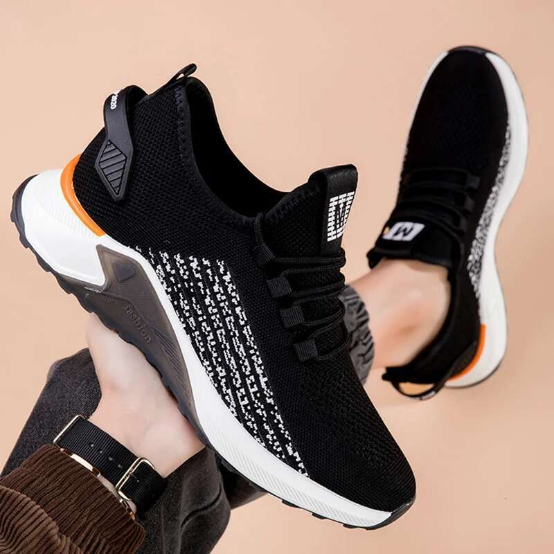2025 new men's casual summer simple black and white designer fashionable breathable sports shoes 6/8/10cm invisible height increasing shoes