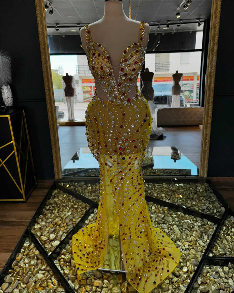 Luxurious Diamonds Mermaid Evening Dress Beaded Spaghetti Strap Sleeveless Prom Gown Sexy Floor-Length Party Dresses Customized