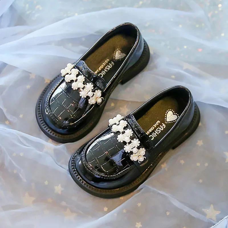 Kids PU Leather Shoes Spring Autumn Fashion Girls Pearls Casual Princess Flats Soft Loafers Simple Children Black Beige 250319