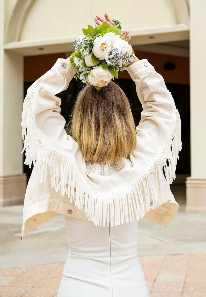 Wedding custom denim jacket with edge wedding personalized denim pearl womens jacket bride party bride becomes Kotz 250317