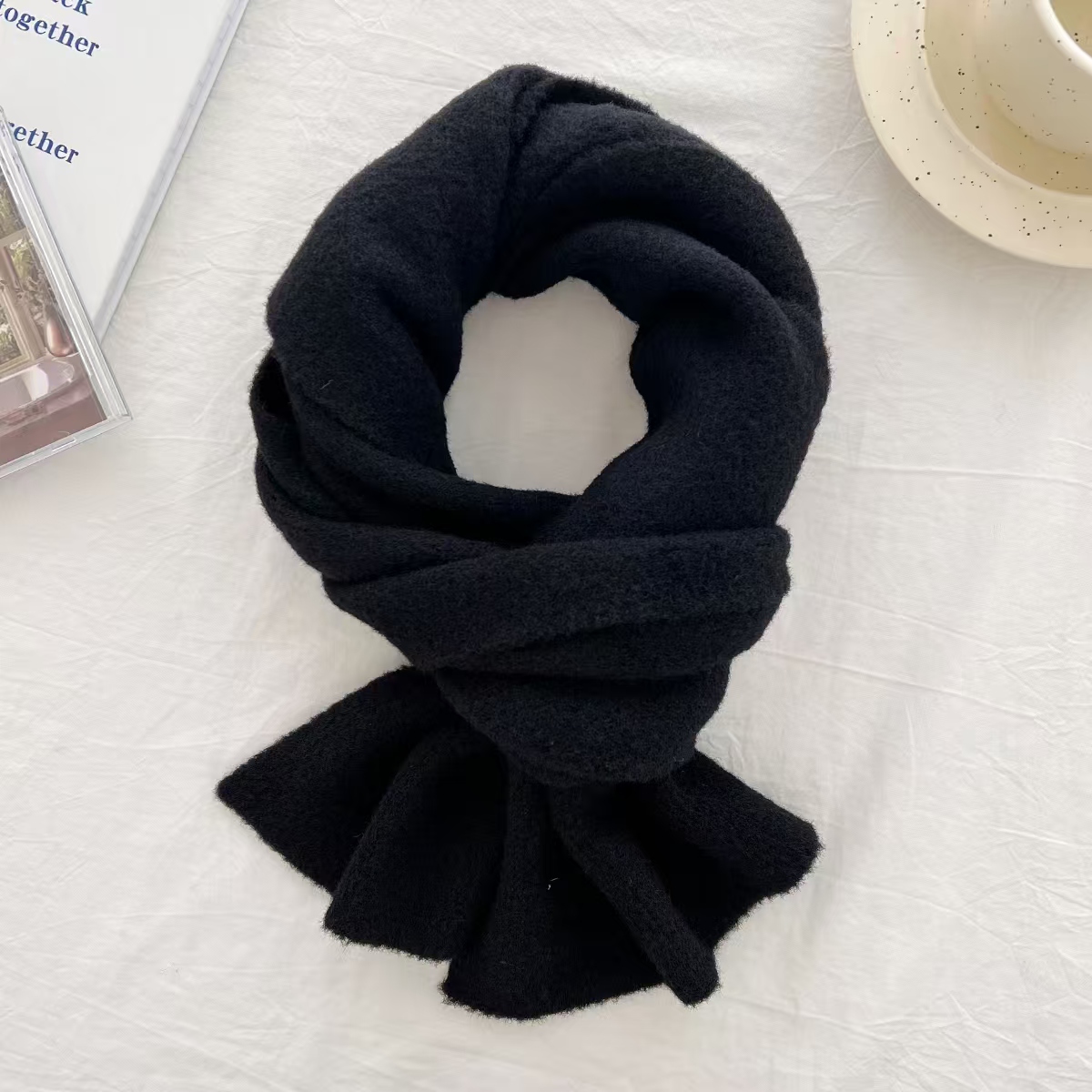 K171 2024 Korean new knitted wool soft waxy scarf for women winter fashion versatile couple style warm neck scarf