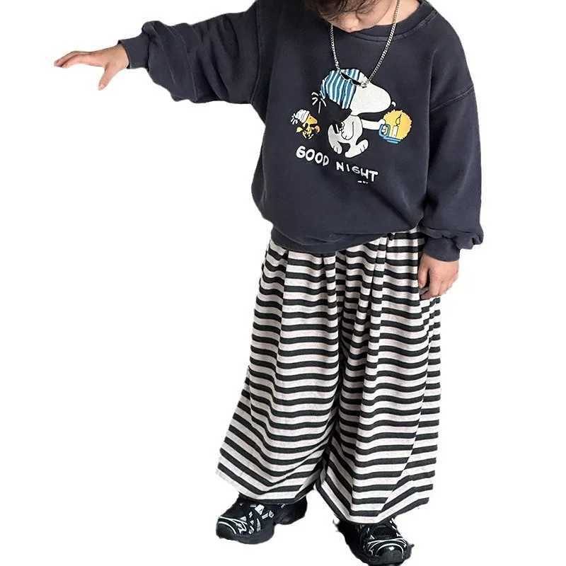 Childrens Loose Casual Trousers 2024 Autumn New Boys Comfortable Striped Trousers in Small Children Spring and Autumn TrousersT250318