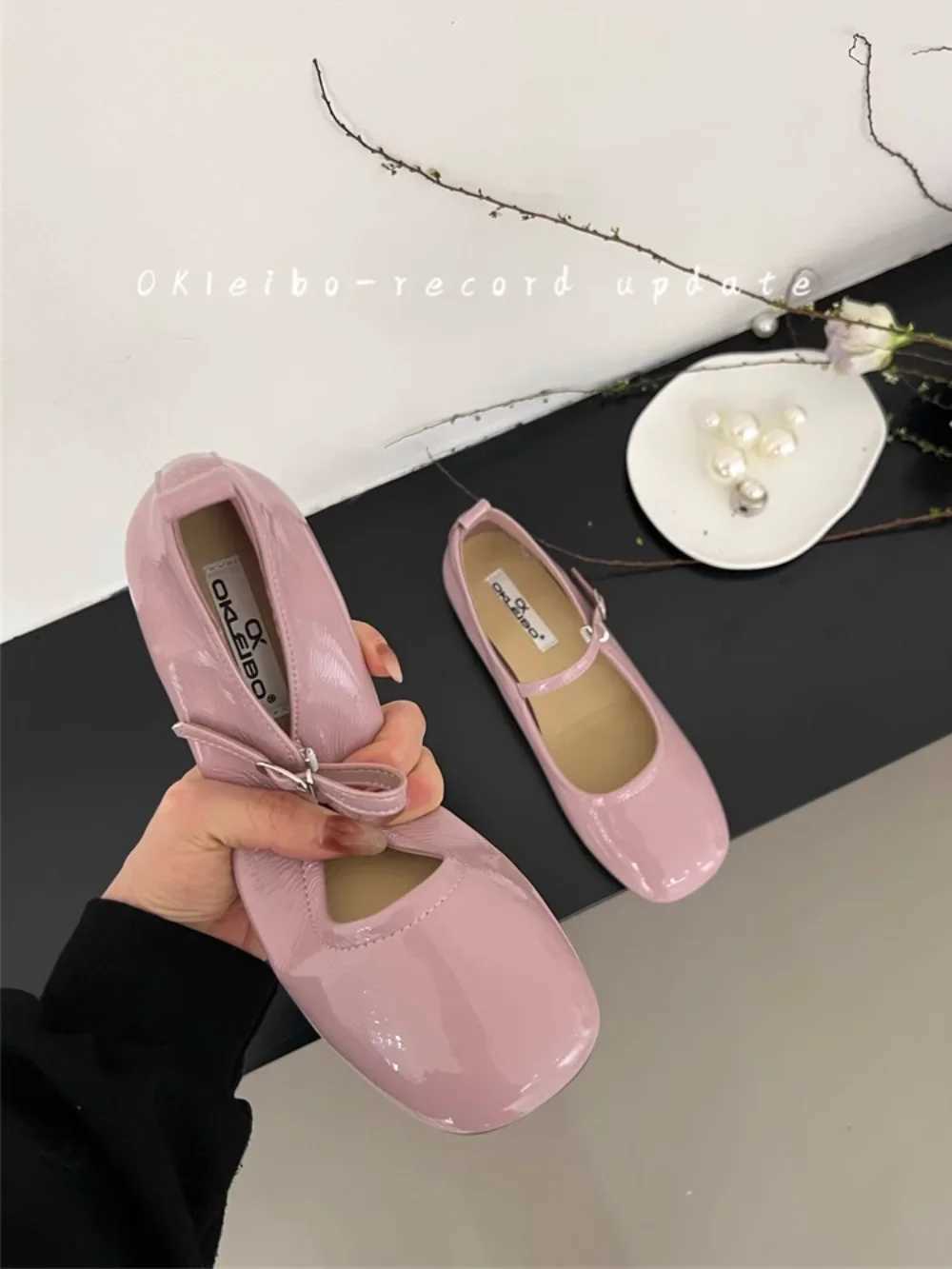Brand Flat Bottom Mary Jane Womens Shoes French and Line Buckle Red Womens Patent Leather Ballet Shoes Trend Size 33-44XJ250319