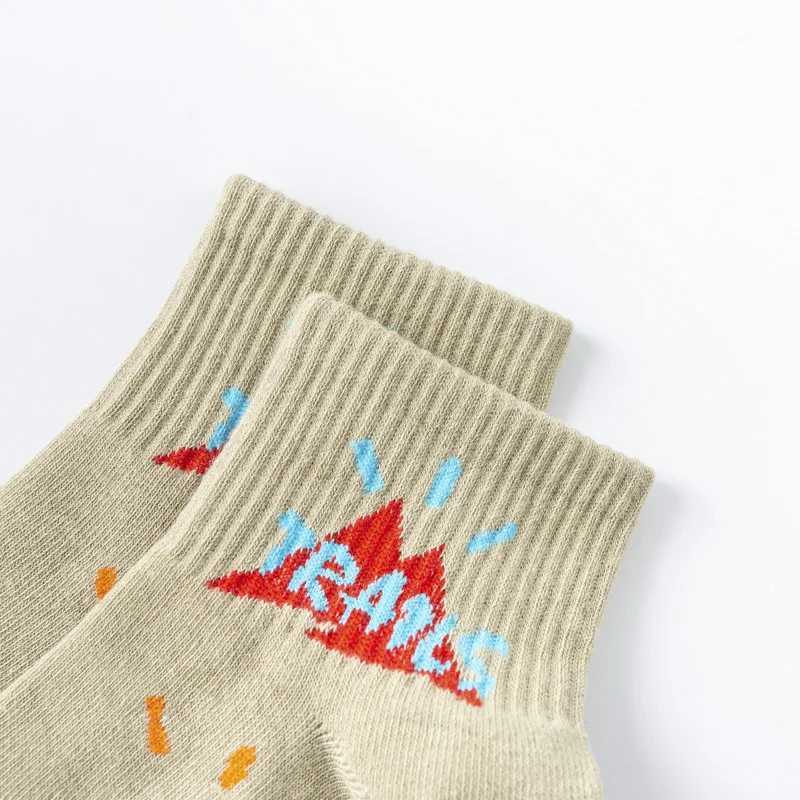 AJ Barb Halloween Scary Face Cashew Flower Cotton Letter Socks Mens and Womens Sports Socks X250319