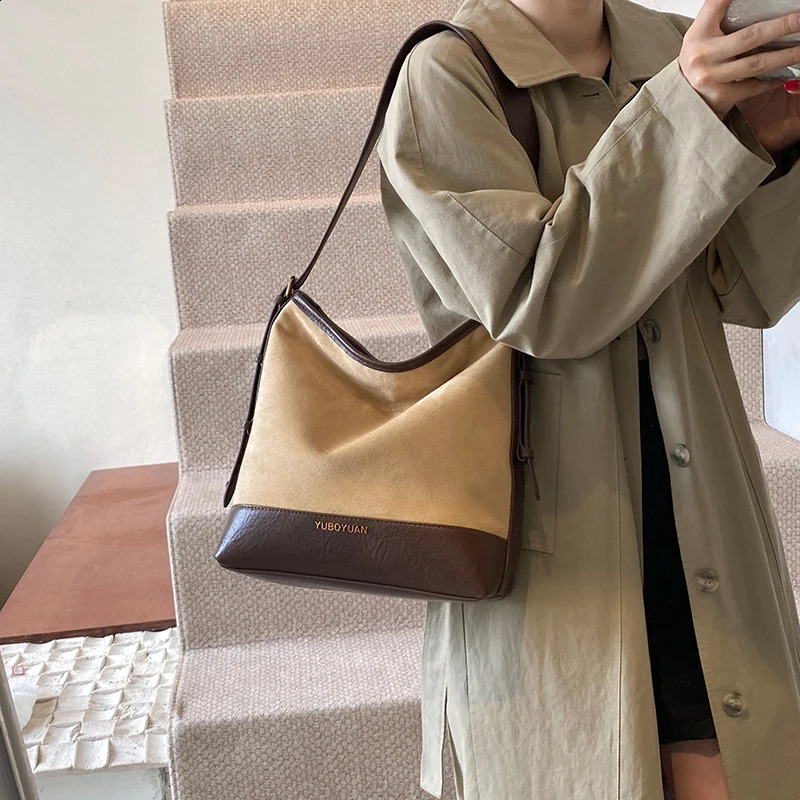 Womens frosted shoulder bag PU leather casual bucket sling bag adjustable shoulder strap retro shoulder bag womens date bag 250317