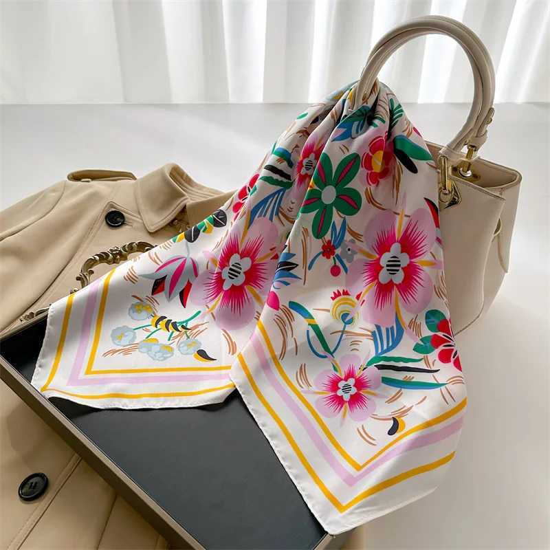 2024 New Luxury Design Square Silk Scarf Wen 70 * 70cm Bandana Soft Hair Strap Packaging Headband Collar Hair Strap Foard X250319