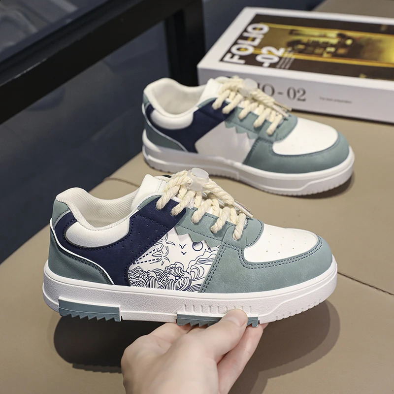 Childrens shoes Boys non-slip skates girls large children leather permeable casual sports shoes for primary school students 250319