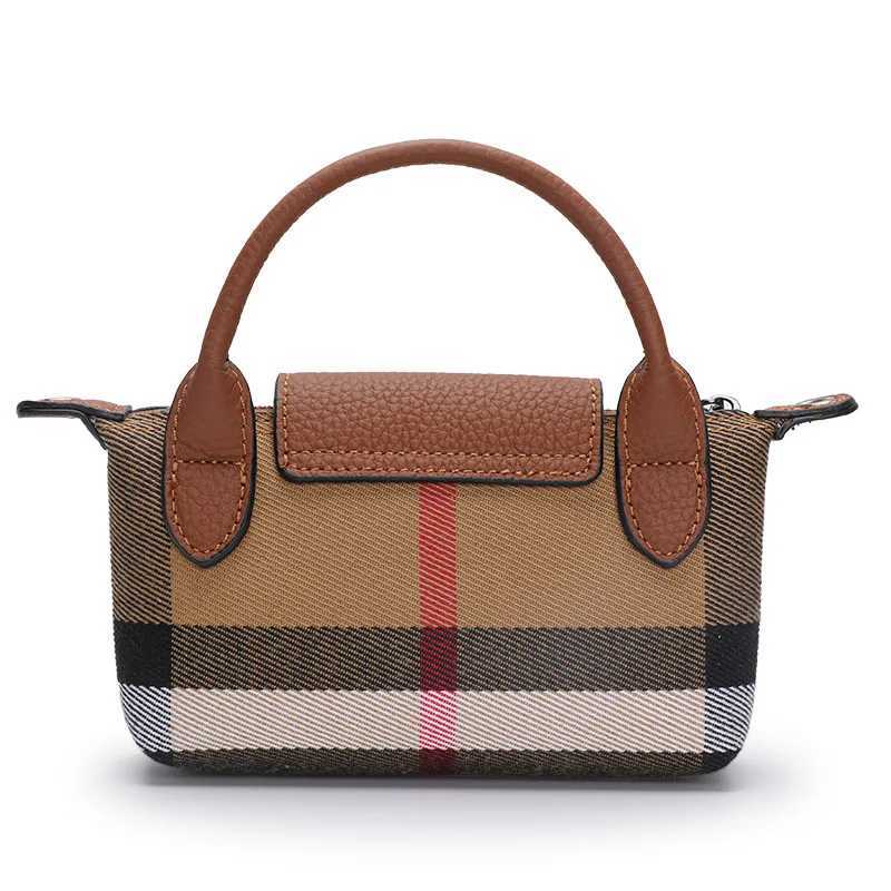 New Arrival Aidrani The new womens one shoulder crossbody bag is made of canvas and cowhide with a high-end and elegant checkered pattern T250318