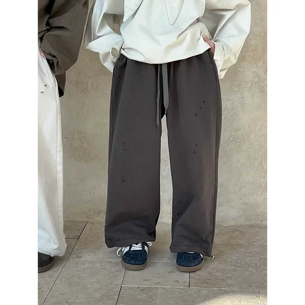 Spring 2025 Korean version of perforated knitted sanitary pants for boys and girls straight solid color casual trend styleT250318