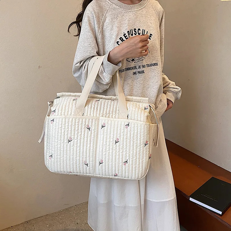 Korean Style Diaper Bag Large Capacity Portable Baby Stroller Bag Organizer Embroidery Bear Olive Mommy Maternity Bag 250319