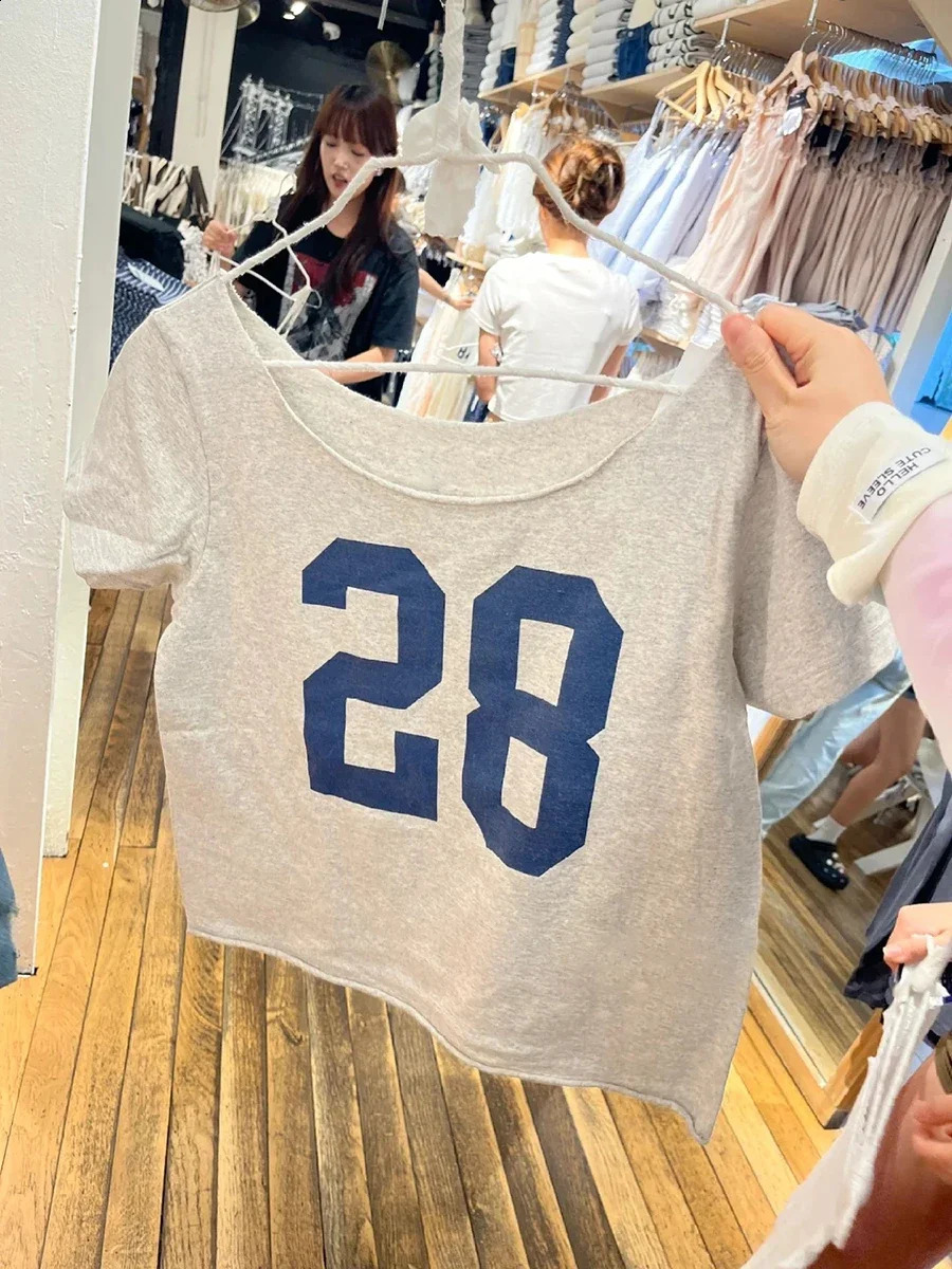 Women 28 Graphic Print Raw Hem Crop Top Summer Slash Neck Short Sleeve Cotton Cropped Tees American Vintage Streetwear T-shirts 250319