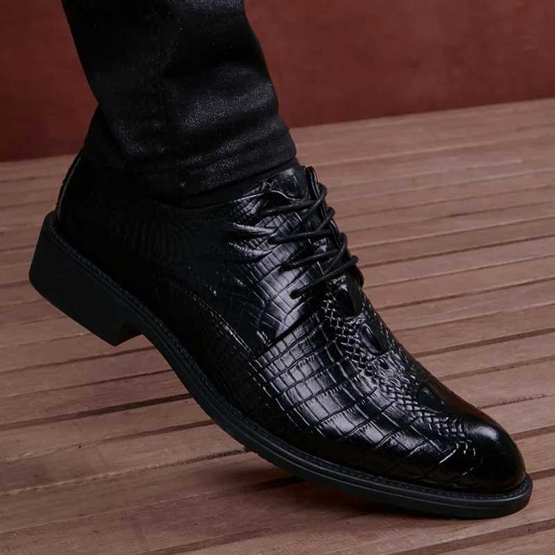 Mens leather flat shoes for spring and summer all Malaysian mens business shoe set UK casual middle-aged and elderly dad Oxford shoesXJ250319
