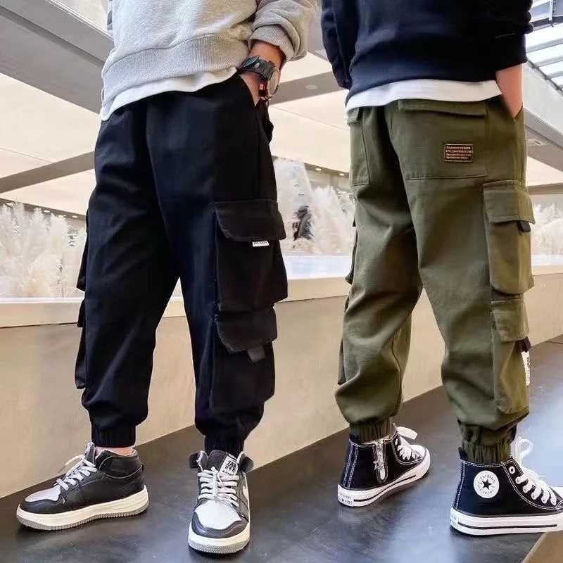 Childrens casual sports pants boys cargo pants teenagers hip-hop jogging pants Trousers Big Children High Waist retro street bag pantsT250318