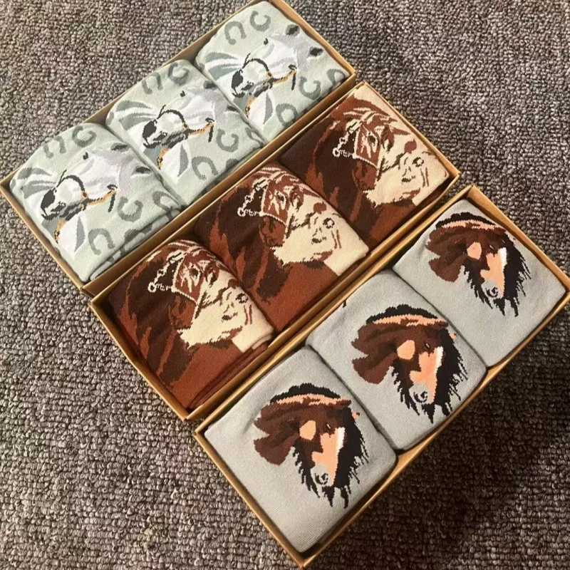 3 pairs of new gift box socks cute cartoon horse color matching versatile breathable mid tube womens socks X250319
