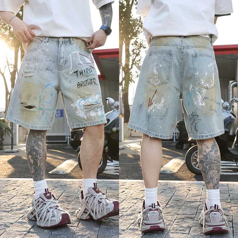 3505 Summer US High end Trend Graffiti Printed Hole Loose Full Match Jeans Shorts Mens Pants W250319