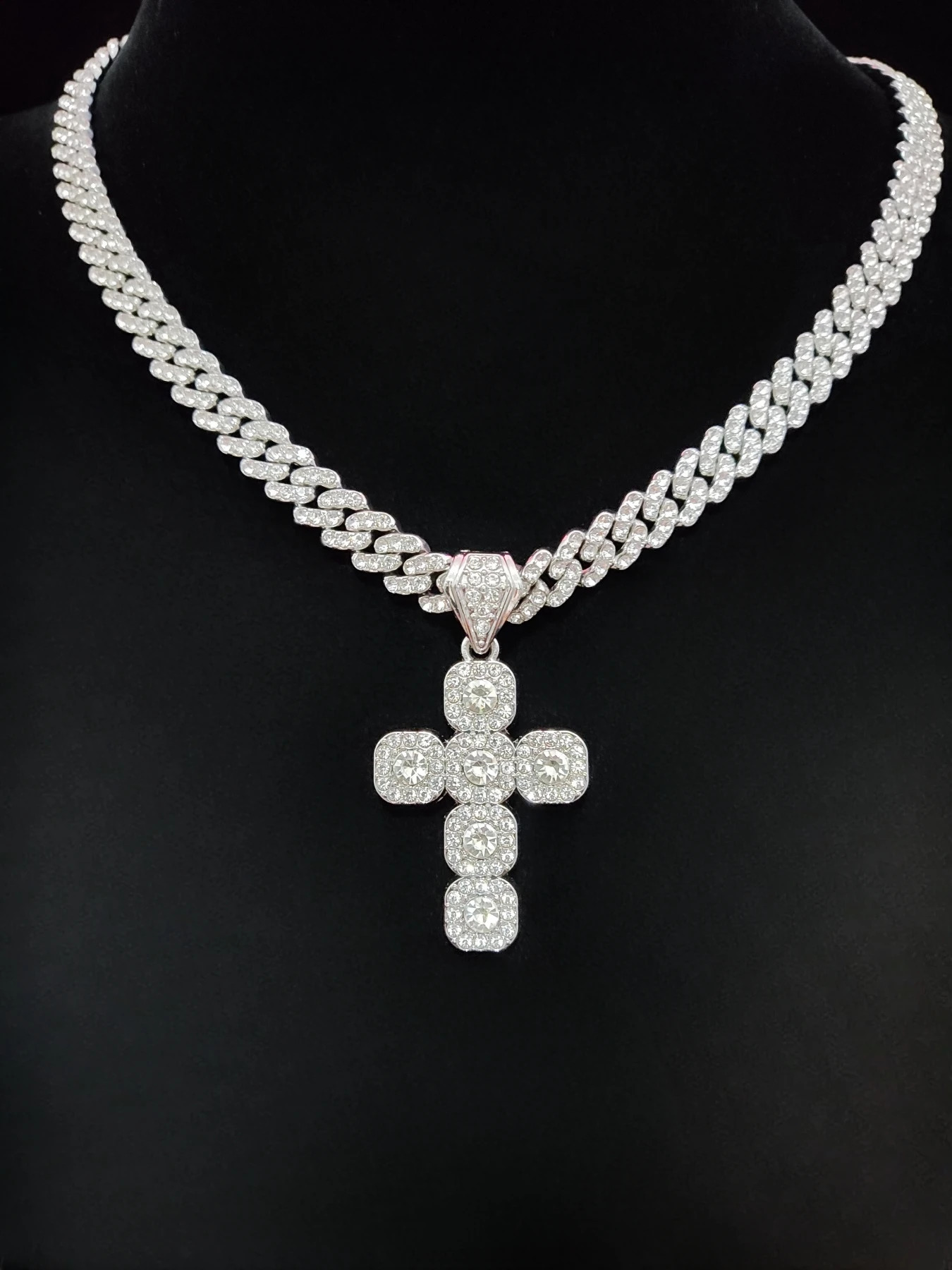 Arrived Hip Hop Cross Pendant Necklace Men Women Cuban Chain Iced Out Bling Necklaces HipHop Jewelry Fashion Gift 3 Styles 250313