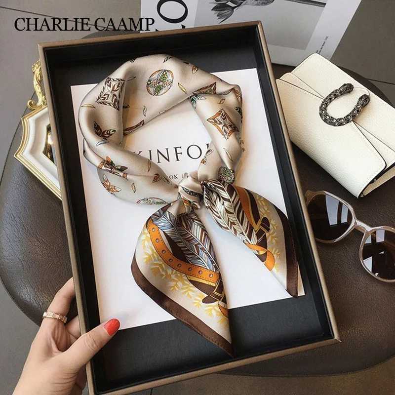 70CM square scarf with fashionable retro luxury leopard letter printing Kerchief band collar silk scarf band headscarf X250319