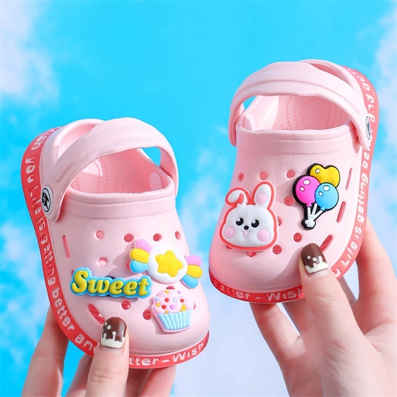 Breathable and cute childrens summer slippers with soft soles and anti slip indoor beach sandals suitable for both boys and gir 250318