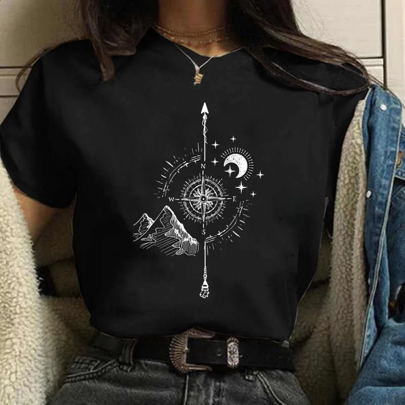 Moon Print T-shirts for Women Harajuku Summer T Shirt Fashion Black Tops Funny Female T-shirt Casual Tee Woman Clothes 250319