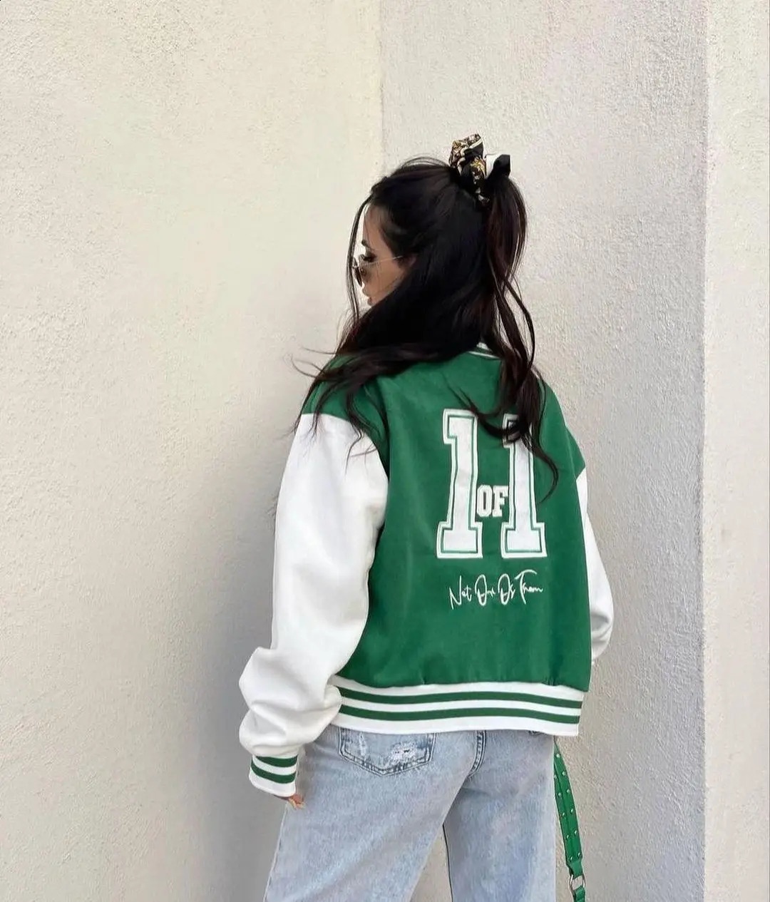 Winter womens baseball jacket with letter printing bracket collar loose street style elastic striped cuffs fashionable 250317