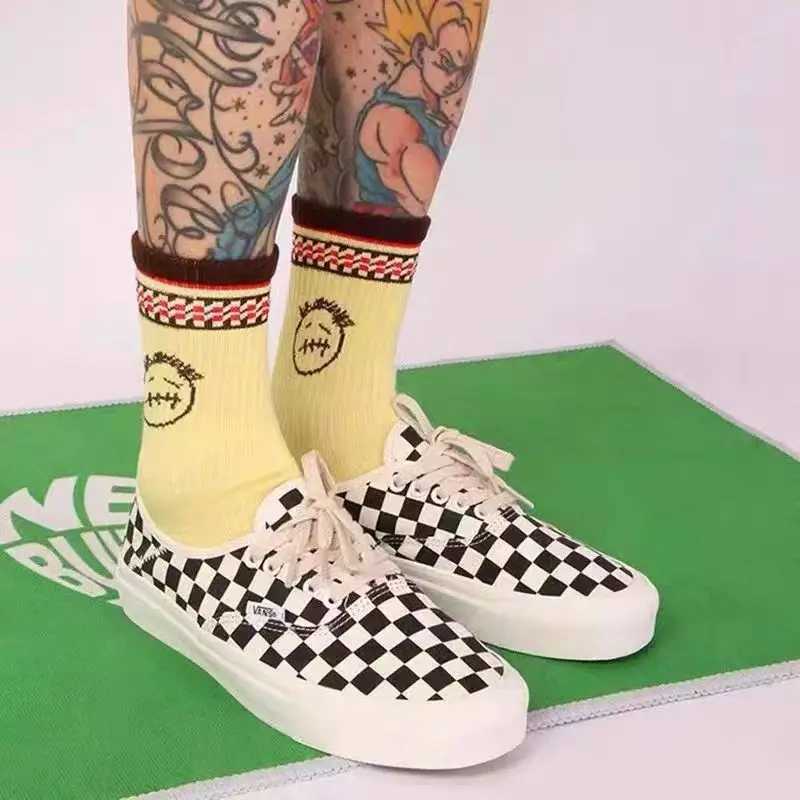 New SOCKS for Men Hip-hop Street Skateboard Skate Crew SOCKS Luxury Fashion Black Funny Mens Gifts Sock X250319
