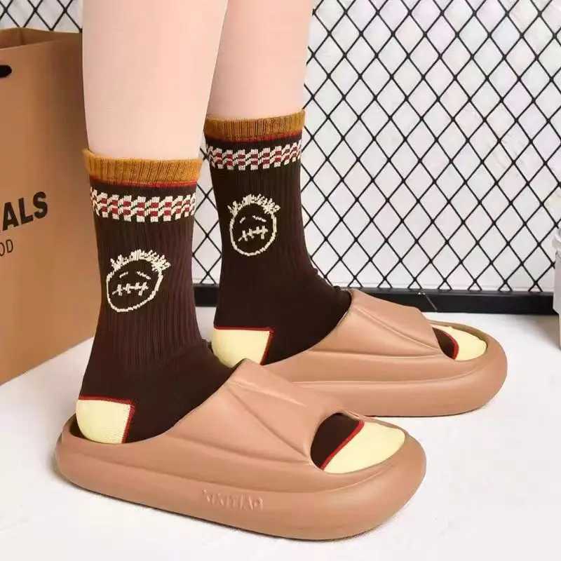 New SOCKS for Men Hip-hop Street Skateboard Skate Crew SOCKS Luxury Fashion Black Funny Mens Gifts Sock X250319