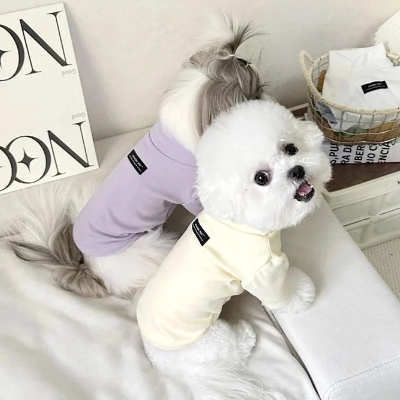 A fashionable solid color dog shirt suitable for small dogs soft dog turtle neck cute cat bottom shirt pet sweater dog supplies 250318