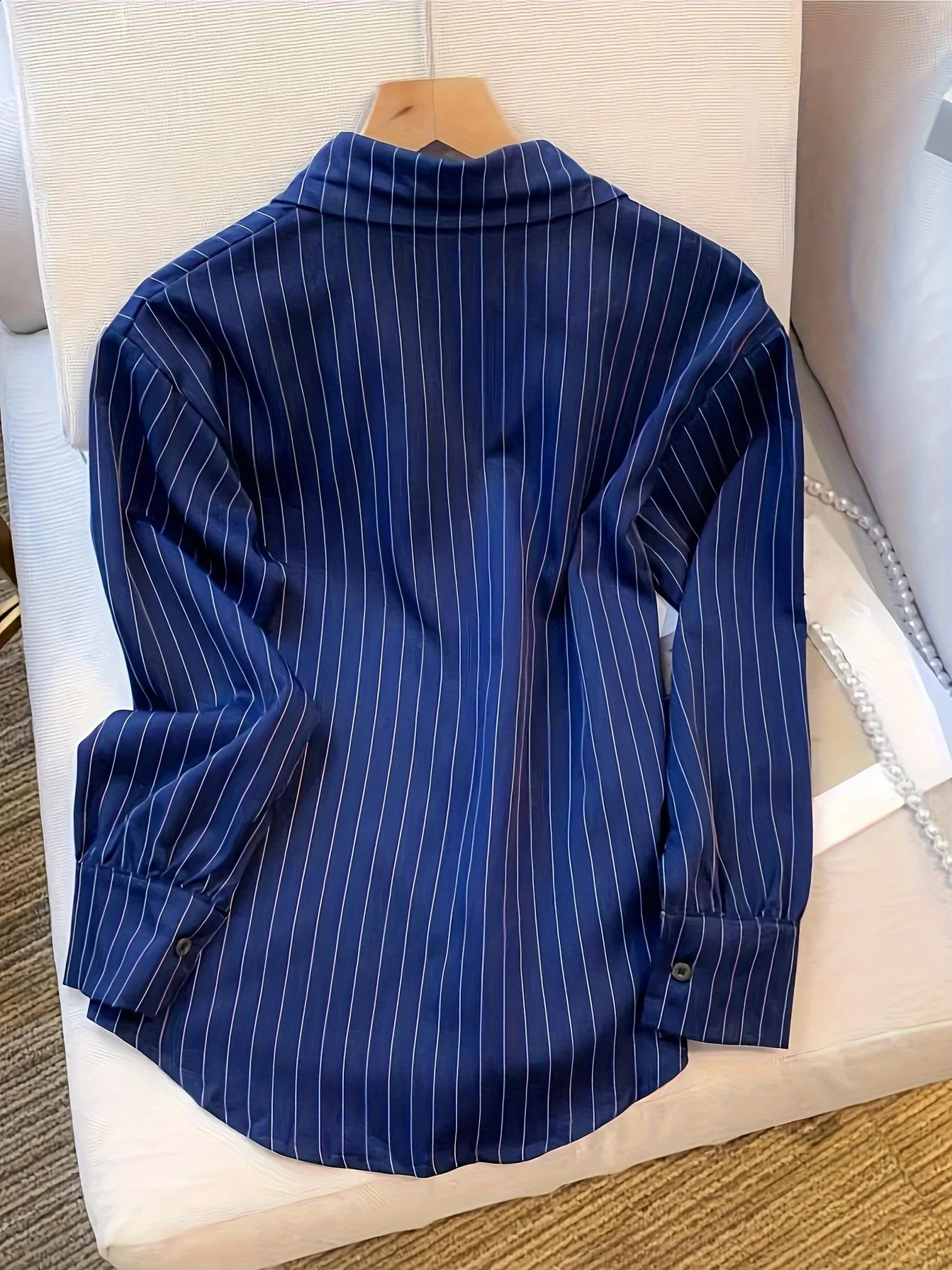 Womens long sleeved shirt ned with a sense of ethnic minority commuting in autumn and spring highend top 250319