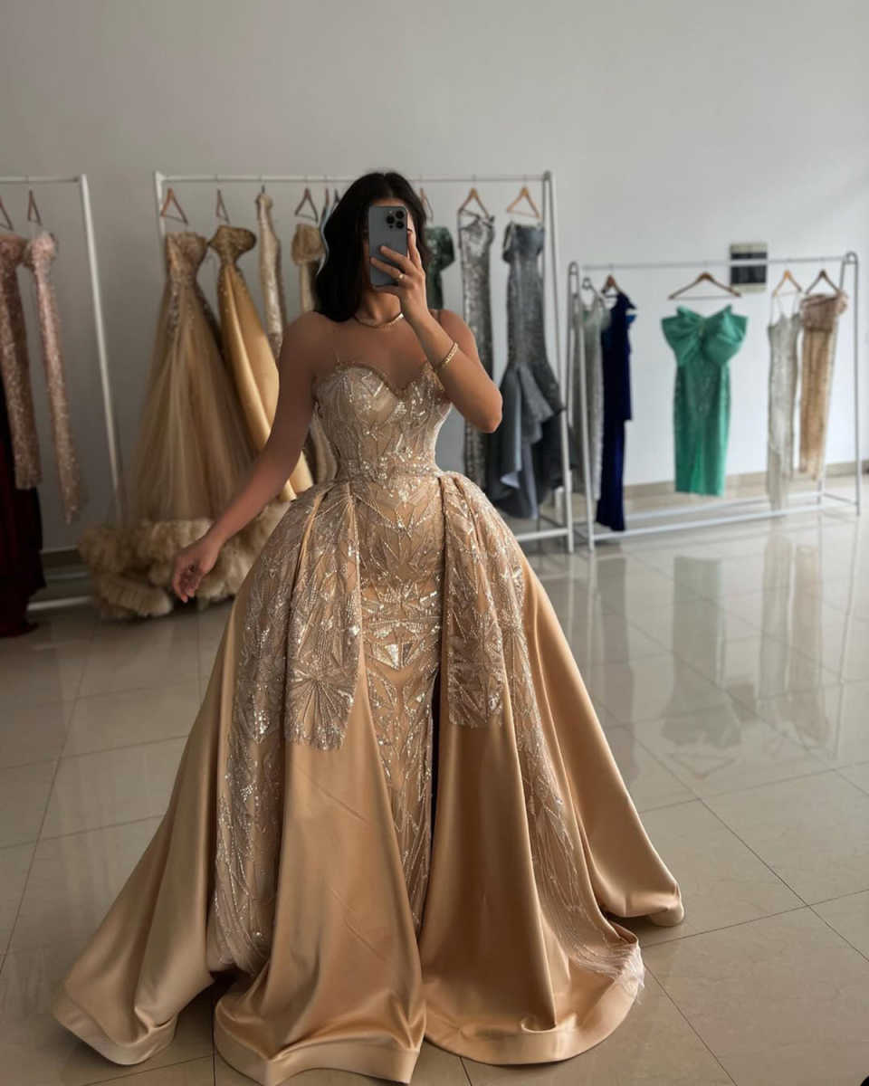 Elegant Champagne Evening Dresses Hand Made Flower Beads Appliques Summer A Line Prom Dress Sweety Girl Gown Plus Size Special Occasion With Sash Vest