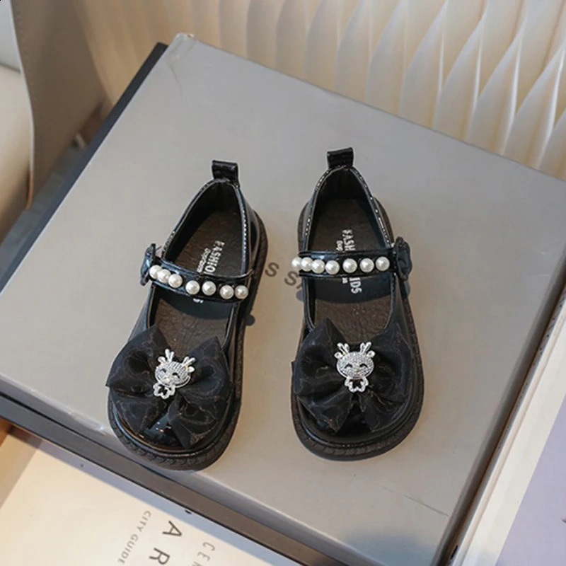 Girls Leather Shoes for School Party Wedding Princess Kids Black Loafers Nonslip Children Flats With Bowknot Pearls Beading 250319