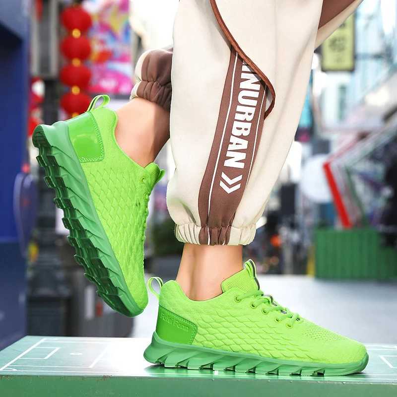 Clearance Hot Sale Mens Running Shoes Cheap Lightweight Knit Jogging Shoes Men Fashion Orange Casual Breathable Mens Trainers Z250319
