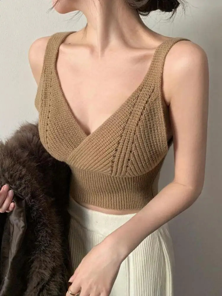 Womens Summer Tank Top 2025 Knitted Bustier Outward Set Solid Color Trendy Basic Slimming Y2k Vacation 250319