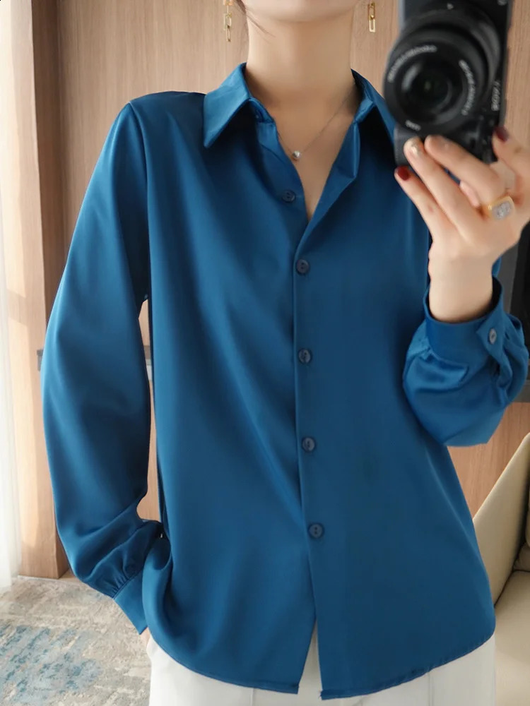 Womens long sleeved satin polo neck shirt for spring and summer 2024 warm loose solid cardigan 250319