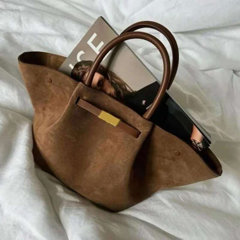 New Large Capacity Women's Single Shoulder Tote Bags Simple Temperament Senior Sense Crossbody Bag