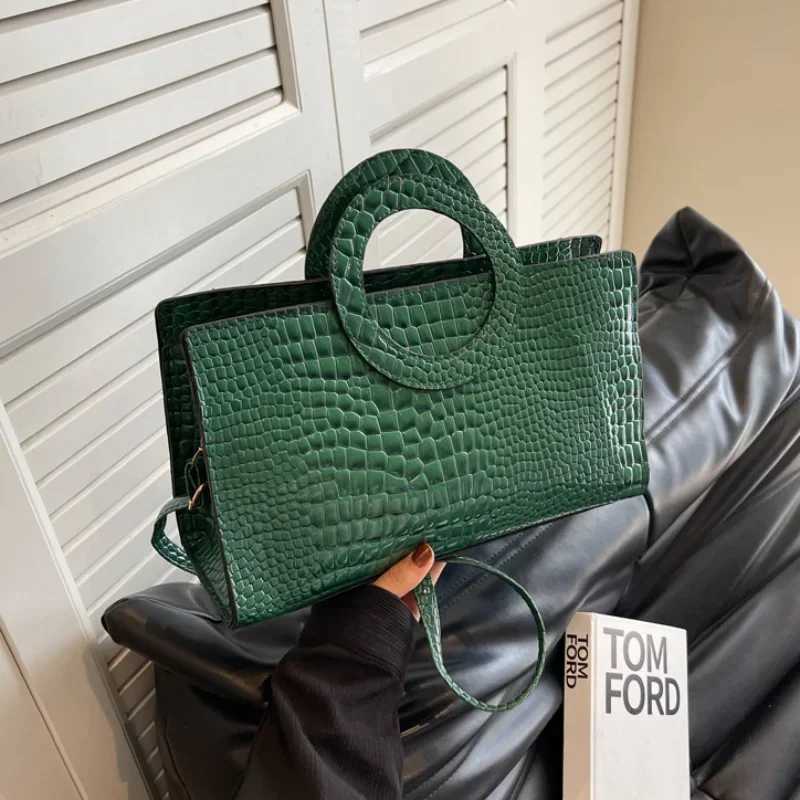 Fashionable Crocodile Pattern Square Bag Retro Versatile Crossbody Bag for Wen Mother Kids Bags for Girl Wen Handbag Bolso Z250318