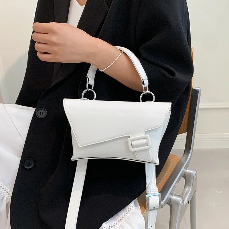 Womens Belt Bag Fashion Trend Shoulder Cross Body Bag Leather Fanny Bag Waist Bag Womens Square Handbag Waist Bag 250317