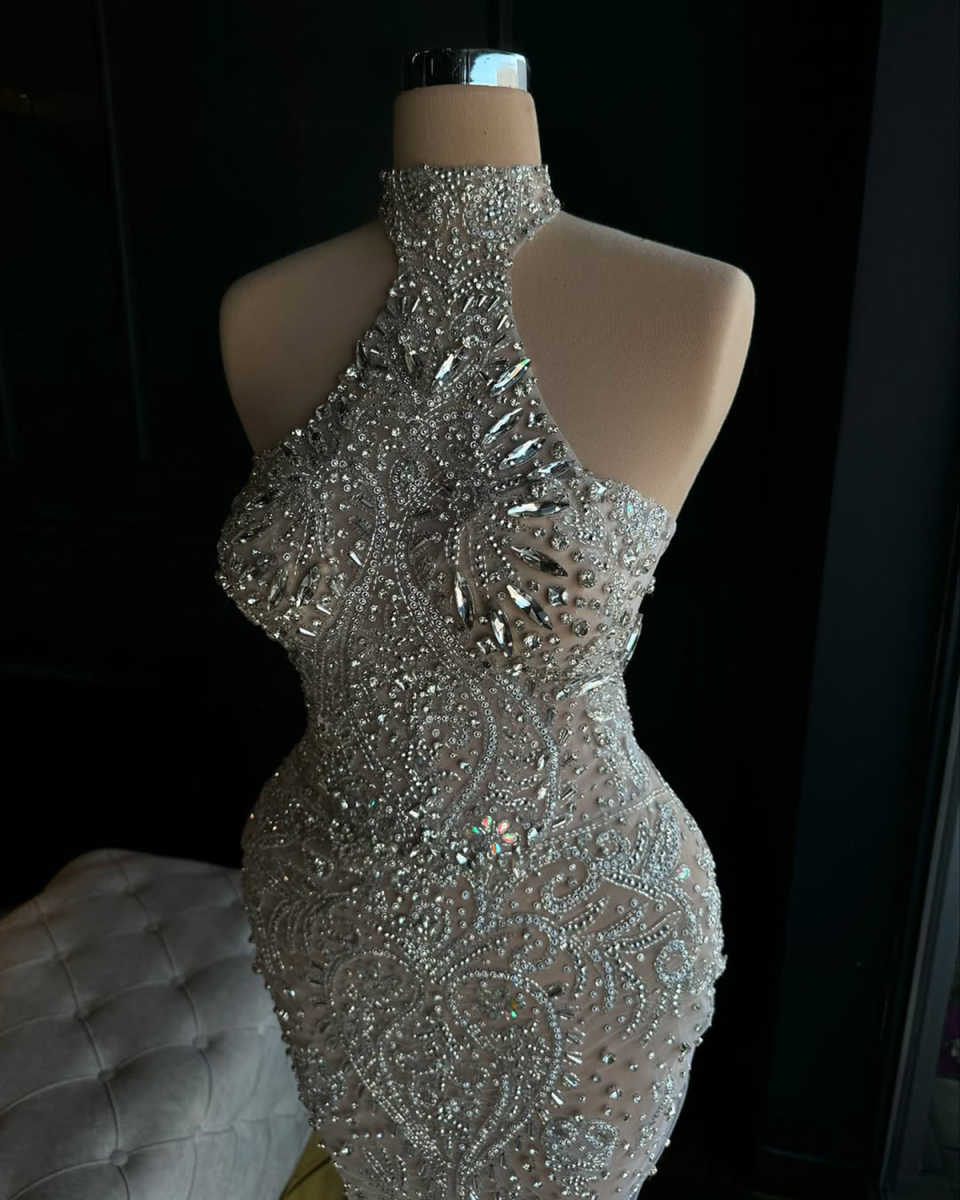 Crystal Designer Prom Dresses Sleeveless Appliques Beads Chiffon Tulle Cutaway Sides Backless Pleats Floor Length Plus Size Custom Made Vestido De Noi