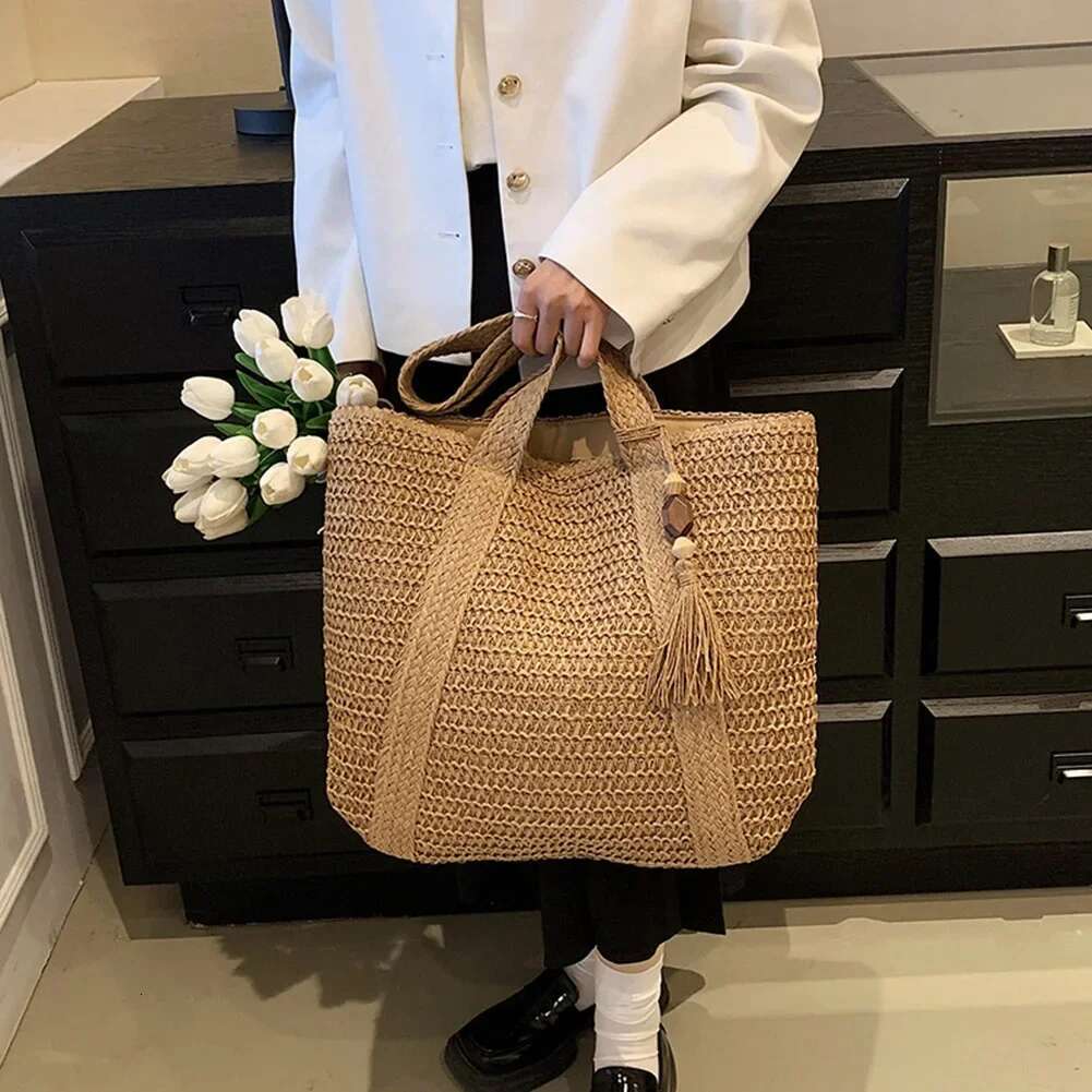 Summer Straw For Women Handmade Woven Shoulder Large Capacity Tote Bags With Pendant Armpit Bag Top-Handle Handbag Purse