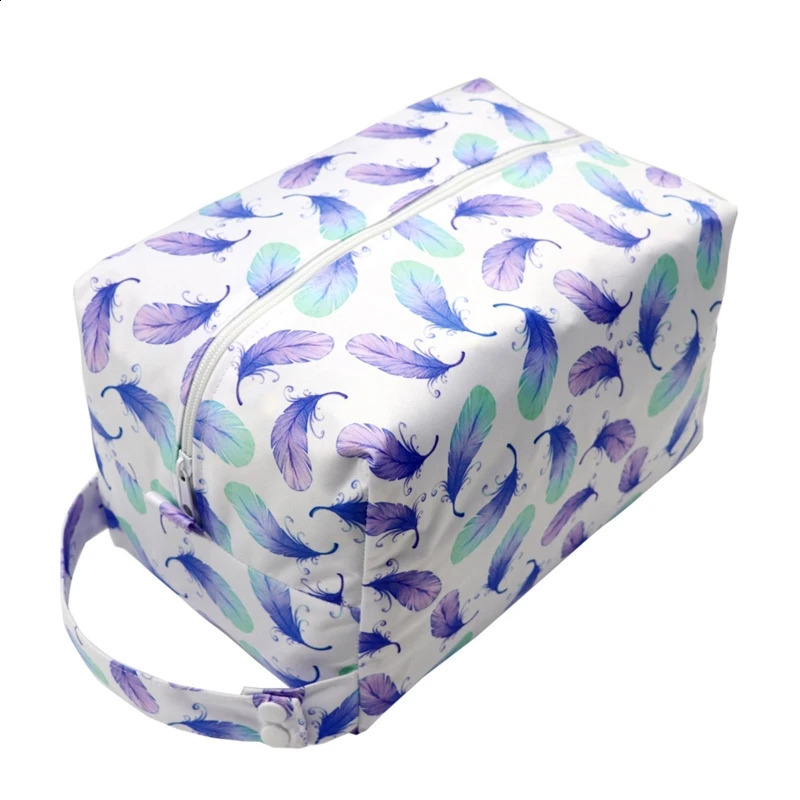 Portable Diaper Bags Reusable Waterproof Fashion Prints Wet/Dry Cloth Wet Bag Mommy Storage Travel Bag With zipper 250319