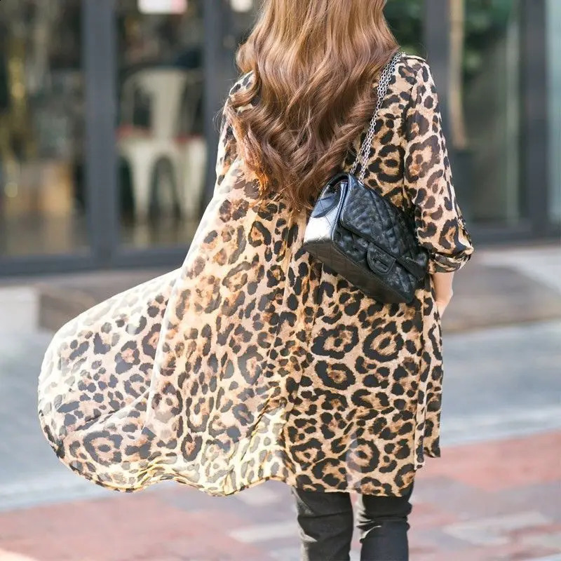Spring and autumn leopard print cardigan womens long sleeved retro button matching casual chiffon shirt 250318