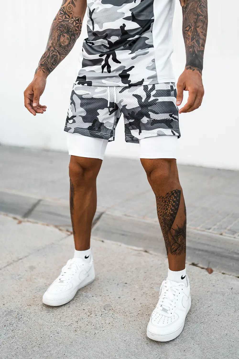 2023 camouflage running shorts mens 2-inch double-layer fast drying gym shorts fitness jogging shorts mens sports shorts W250319