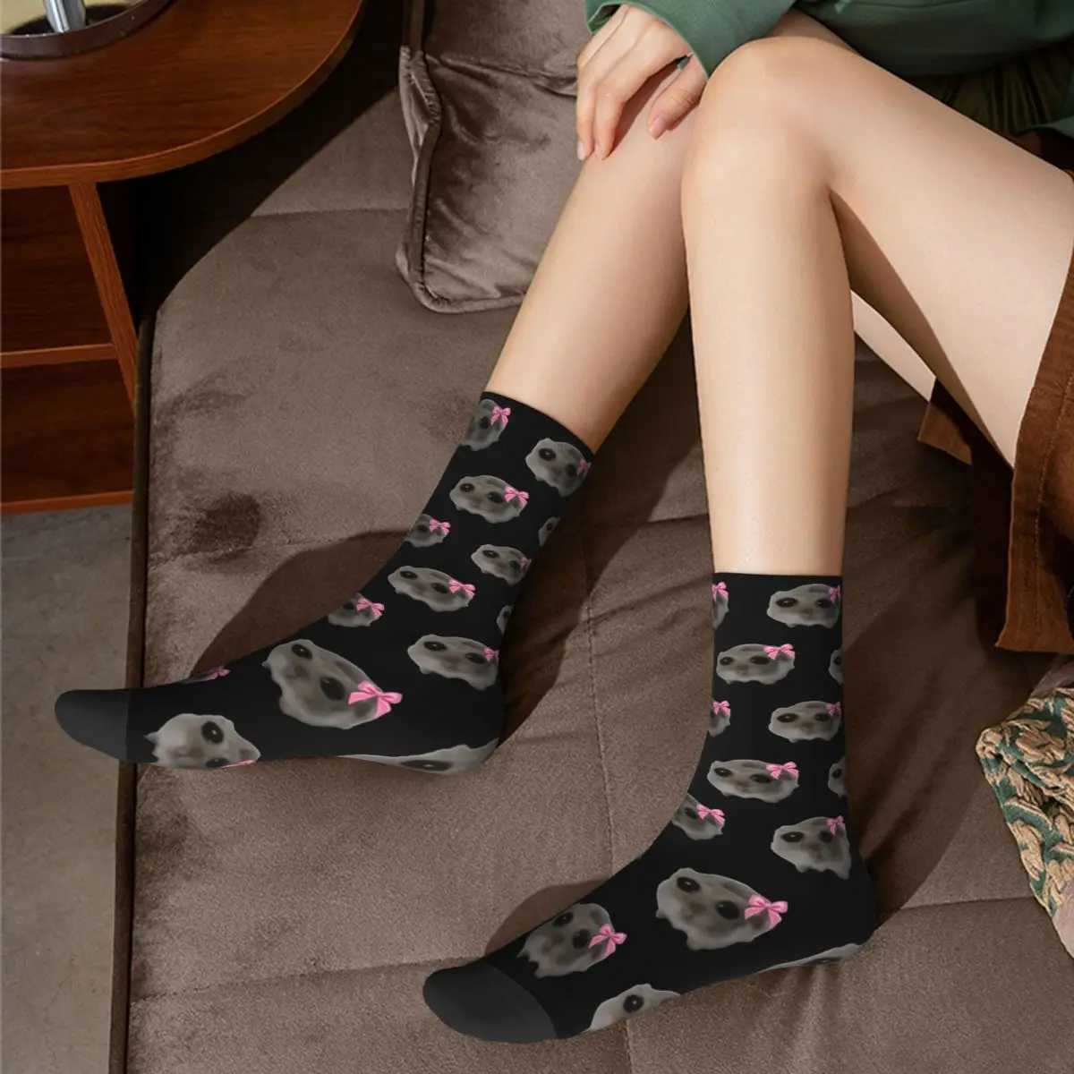 Autumn Winter Cool Mens Womens Sad Hamster Meme Socks Sweat Absorbing Basketball Socks X250319