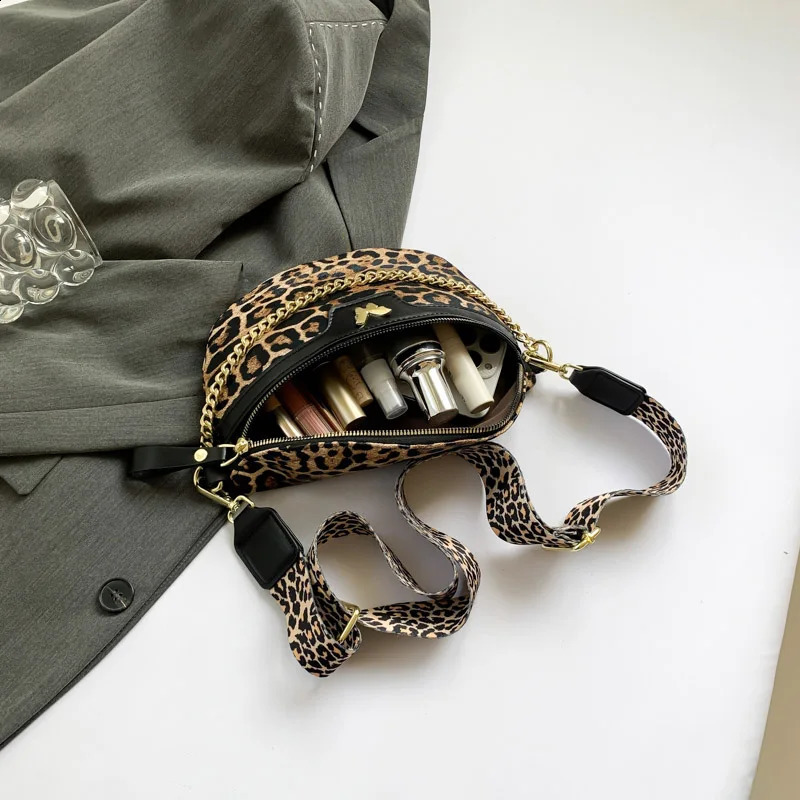 Leopard Print Waist Bag for Woman Fashion Chain Fanny Pack Phone Purse Quality Shoulder Crossbody Bags Lady Simple Chest Bag 250314