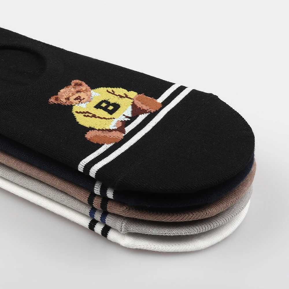 1 pair of summer womens comfortable socks cute bear boat socks anti slip silicone invisible casual womens spring and summer short socks X250319