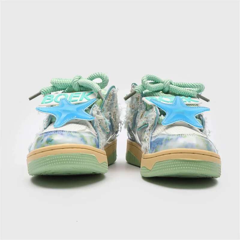 2025 New National Fashion New Men's and Women's Light Sports Add Everything Dopamine Designer Fashion Leisure Skateboarding Shoes Lover Brea